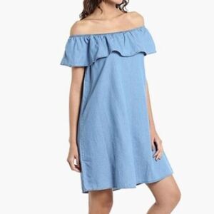 Charlie Paige Sz Small Chambray Off The Shoulder Ruffle Beachy Dress